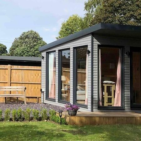 Self Contained Garden Studio With Stunning Views Сіссінгерст Екстер'єр фото