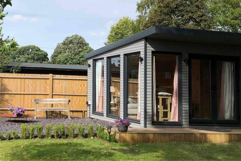 Self Contained Garden Studio With Stunning Views Сіссінгерст Екстер'єр фото